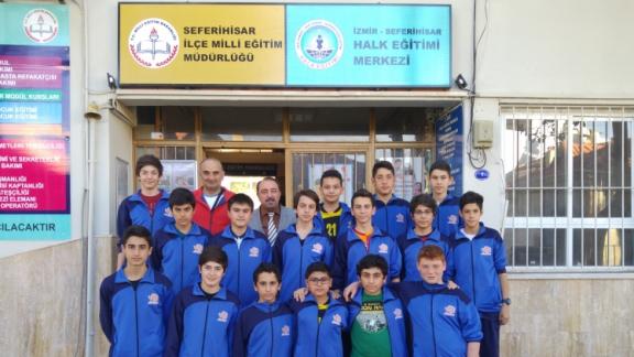 Muharrem Gülpınar Ortaokulu Hentbol Takımı Türkiye Finallerinde.