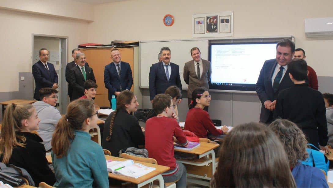 İl Milli Eğitim Müdürümüz Sayın Dr. Murat Mücahit YENTÜR'ün Müşerref Hepkon Ortaokulumuzu Ziyaretleri