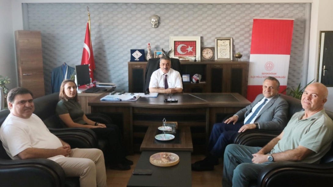 Türk Eğitim - Sen 3. No'lu Şube Başkanlığı, Müdürümüz Ahmet Vehbi KOÇ'u Makamında Ziyaret Etti.
